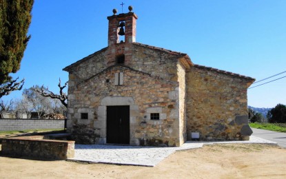 El regidor Carles Aulet explica les reformes que s’estan fent a l’ermita de Sant Pere al Tordera en Directe.