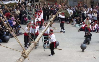 Anem a la plantada de l’arbre de maig i a la Festa del Cornut de Cornella de Terri