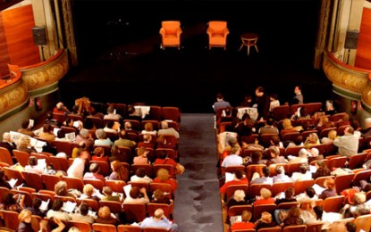 Obrim la finestra al món del teatre