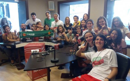 El CEEB “B” celebra el títol de lliga visitant El Show dels Esports.