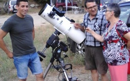 L’associació Castor planta els seus telescopis a Hortsavinyà