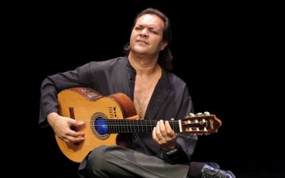 Diego Cortés puja diumenge a l’escenari del Teatre Clavé