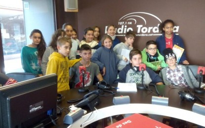 Els alumnes de l’Institut Tordera presenten el programa “Les escoles a Ràdio Tordera” per primera vegada