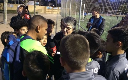Tordera en directe entrevista els integrants del club de futbol Intercups de Mèxic