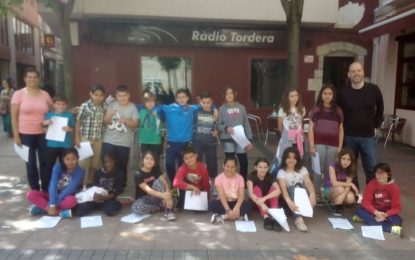 Els alumnes de 5è B de l’escola Ignasi Iglesias viatgen a través de la història de Tordera mitjançant una màquina del temps