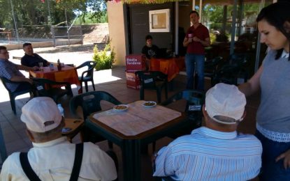 Línia directa amb l’alcalde des del local social de l’Associació de Veïns de Fibracolor 29-07-16