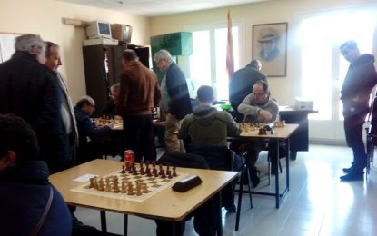 Tothom qui vulgui pot anar d’espectador a les partides del Club d’Escacs Tordera