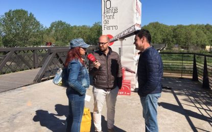 El pont de ferro ha estat d’indret triat avui per fer-hi el Línia Directa amb l’Alcalde