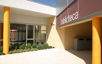 La biblioteca acull fins a finals de mes l’exposició del període romànic “100 obres de la pintura catalana”