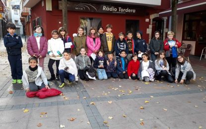 Els alumnes de 4t del Serra de Miralles presenten “Les escoles a Ràdio Tordera” en anglès