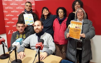 Els membres de El Rusc posen sobre la taula de debat els seus drets, en el dia mundial de les persones amb discapacitat