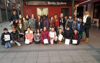 La festa de la pau i no violència, el carnestoltes i l’hort escolar, son els protagonistes a “Les escoles a Ràdio Tordera” dels alumnes de 4t A del Serra de Miralles