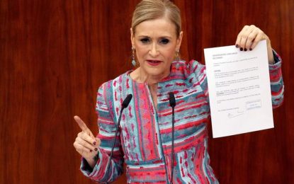 La polèmica del suposat màster de Cifuentes engega diversos moviments en els partits de la oposició