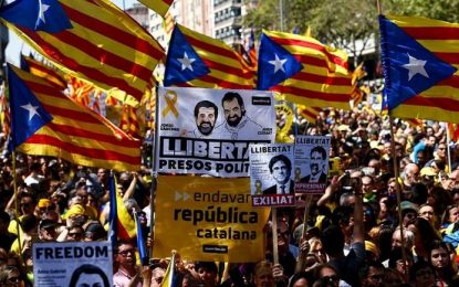La manifestació d’aquest cap de setmana i els currículums dels polítics son els temes inicials de les píndoles d’opinió d’aquesta setmana