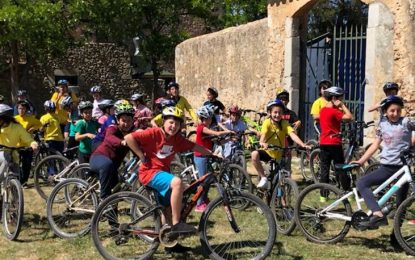 Els alumnes de l’escola Ignasi Iglesias encaren l’últim dia de les seves colònies sense massa ganes de tornar cap a casa