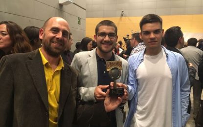 Ràdio Tordera rep el premi per la cobertura de la Xarxa de Comunicació Local el dia 1-O