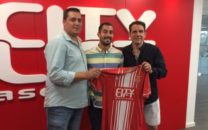 El torderenc Enric Torner és entrevistat dins del #Showdiari la mateixa tarda de la seva presentació amb el Girona HC