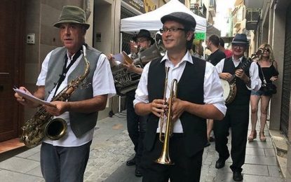 El “Comerç al carrer, Comerç a la fresca” valorat positivament tot i la manca de comerços locals