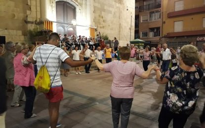 La Nostra Dansa presenta aquest cap de setmana audicions, balls tradicionals i la cloenda del curset de sardanes