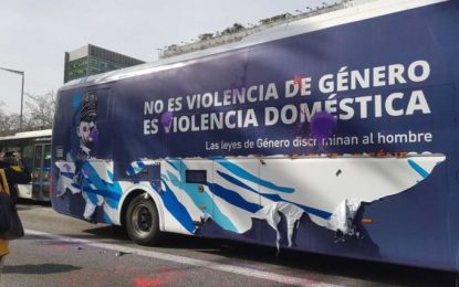 En Toni sent vergonya de que l’autobus d’Hazte Oir circuli per Barcelona