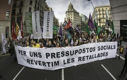 Poc seguiment a Tordera de la vaga de mestres i professors de l’ensenyament públic per revertir les retallades