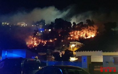 Primer incendi important de la temporada a Palafolls