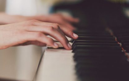 La Maria Antònia creu que si els polítics toquessin algun instrument de música el món aniria millor