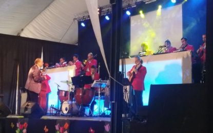 Torna a escoltar el concert de l’orquestra La Nova Blanes dins la festa major de Tordera