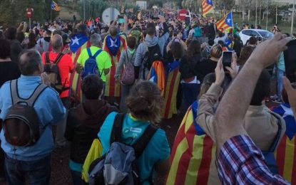 Milers de persones passen per Tordera en la Marxa per la Llibertat