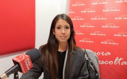 La regidora Barbara Vergés explica les solucions que proposen per posar fi als problemes de civisme que afecten Tordera