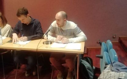 Tots els regidors i els càrrecs de confiança de l’Ajuntament registraran la seva jornada laboral, faran públics els seus horaris i la seva disponibilitat i actualitzaran les seves declaracions de béns