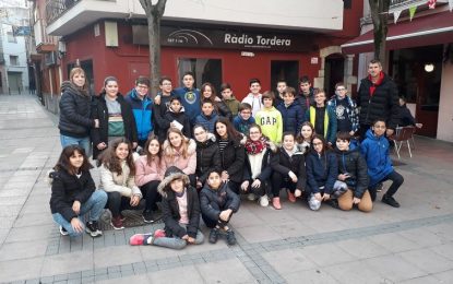Els alumnes de 1r d’ESO de l’escola Vedruna ens expliquen la llegenda de la pedra escolta
