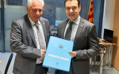 La diputació de Barcelona entrega a Tordera el Pla de prevenció d’incendis forestals a les urbanitzacions i nuclis de població