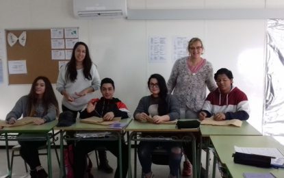 Residències d’avis, restaurants i tallers mecànics, acullen els alumnes del Lluís Companys que participen al Projecte Riu