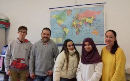 Tres alumnes de l’escola Vedruna participen aquest curs al projecte Riu
