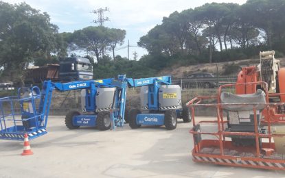L’empresa Canal Barberan ven, lloga i repara maquinària d’obra pública i plataformes elevadores
