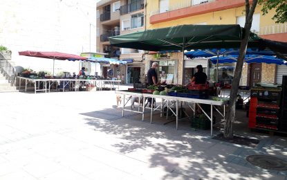 Es manté el mercat dels dimarts indefinidament