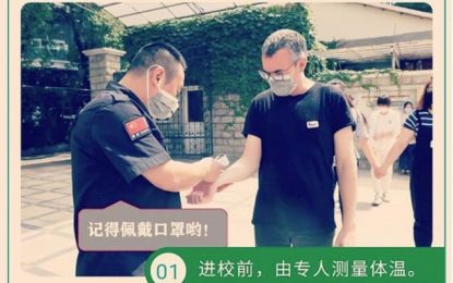 En Roger Simeon treballa a Xanghai com a professor d’anglès