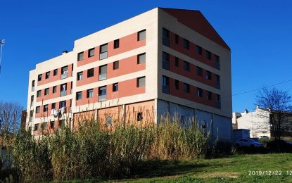 ECP Tordera presentarà una moció sobre la situació de 30 famílies que malviuen a un edifici del carrer Santiago Russinyol