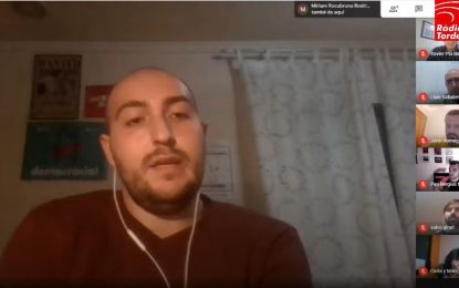 Les mocions no aprovades al ple van fer allargar la tertúlia de polítics