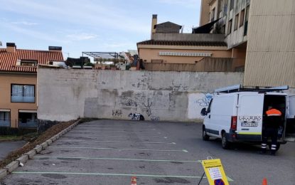 El pàrquing centre vila disposarà els propers dies d’una zona verda per a una vintena de vehicles