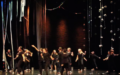 L’escola la Roureda puja a l’escenari per mostrar el treball realitzat amb el Centre de Formació Artística del Teatre Clavé